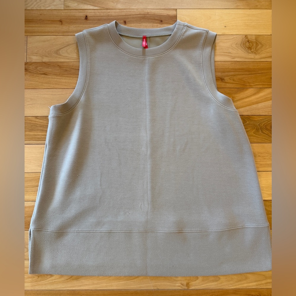 SPANX AirEssentials Tunic Tank Relaxed Fit
